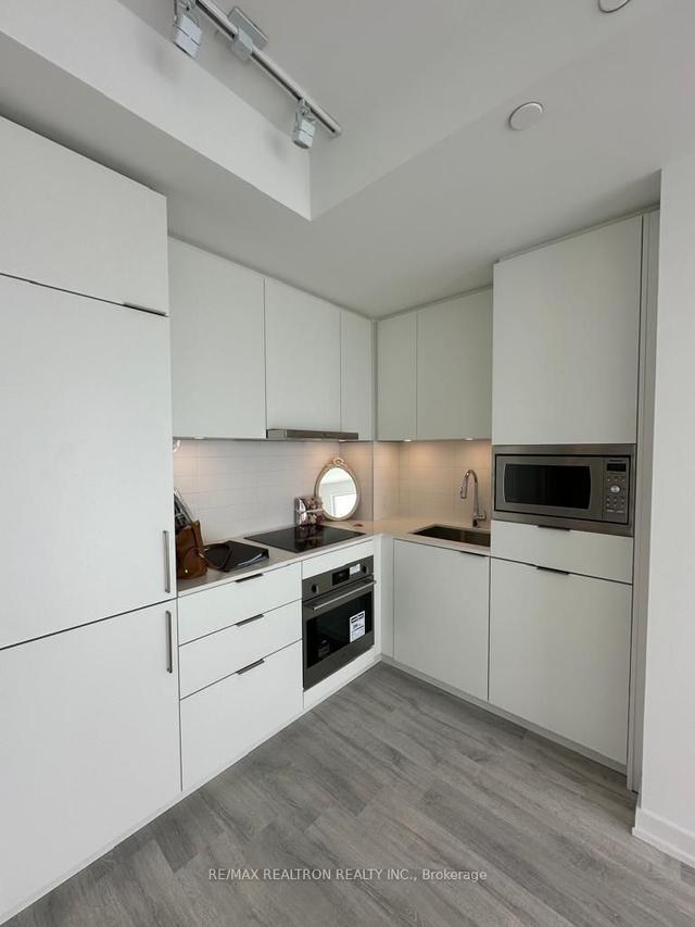 1508 - 7 Golden Lion Hts, Condo with 2 bedrooms, 2 bathrooms and 1 parking in Toronto ON | Image 3