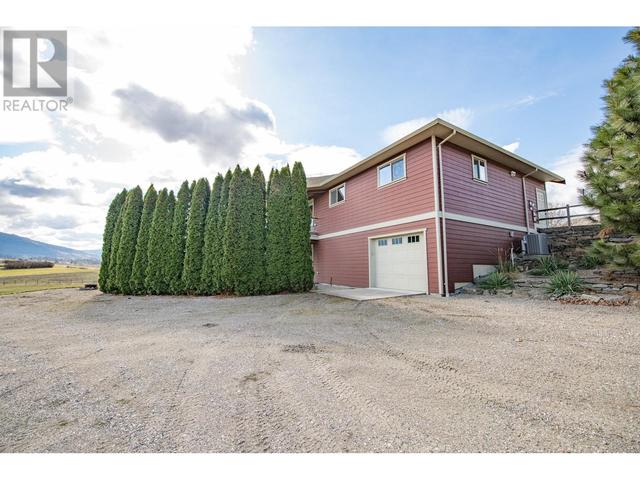 6325 Old Kamloops Road, House detached with 4 bedrooms, 4 bathrooms and 3 parking in North Okanagan B BC | Image 57
