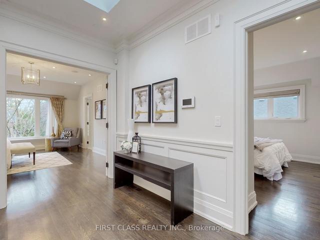 504 Broadway Ave, House detached with 4 bedrooms, 5 bathrooms and 6 parking in Toronto ON | Image 13