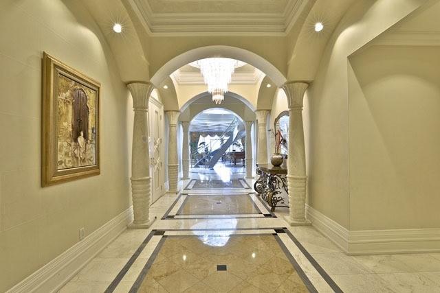 UPh801 - 1 Cordoba Dr, Condo with 6 bedrooms, 10 bathrooms and 7 parking in Vaughan ON | Image 2
