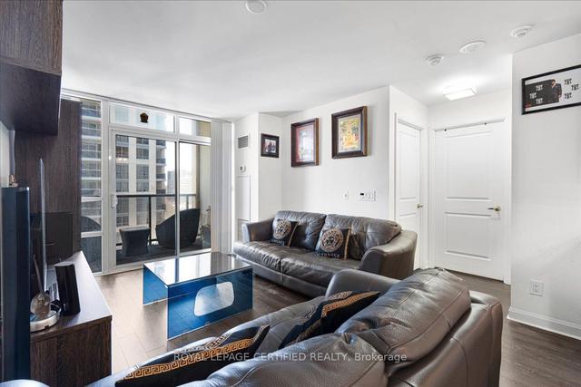 1013 - 1 Michael Power Pl, Condo with 1 bedrooms, 1 bathrooms and 1 parking in Toronto ON | Image 3