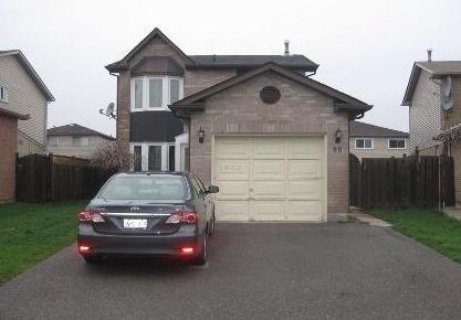 86 Elmstead Crt, House detached with 3 bedrooms, 3 bathrooms and 4 parking in Brampton ON | Image 1