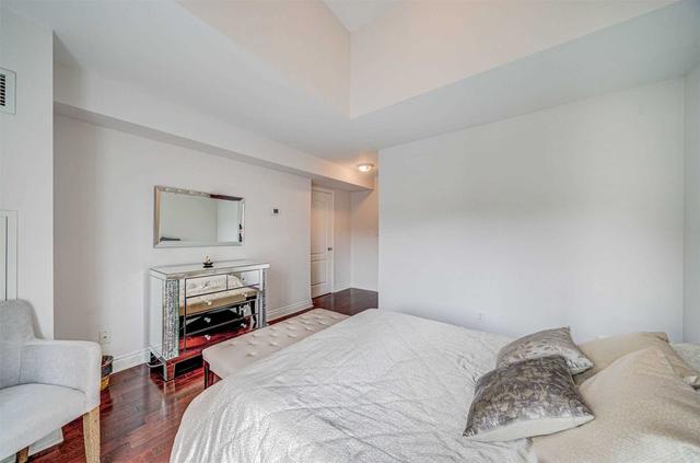 th 9 - 2 Rean Dr, Townhouse with 2 bedrooms, 3 bathrooms and 2 parking in Toronto ON | Image 11