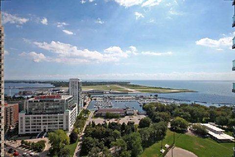 2702 - 215 Fort York Blvd, Condo with 2 bedrooms, 2 bathrooms and 1 parking in Toronto ON | Image 14