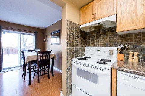 7 Ancestor Dr, House semidetached with 3 bedrooms, 2 bathrooms and 3 parking in Brampton ON | Image 4