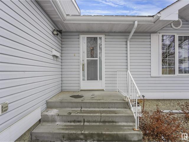 5 - 13217 155 Av Nw, House semidetached with 3 bedrooms, 2 bathrooms and 2 parking in Edmonton AB | Image 53