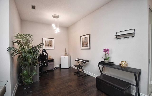 uph09 - 51 Saddlecreek Dr, Condo with 1 bedrooms, 1 bathrooms and 2 parking in Markham ON | Image 4
