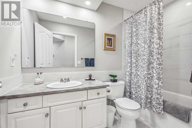 2209 28 Street Sw, House semidetached with 3 bedrooms, 1 bathrooms and 1 parking in Calgary AB | Image 18