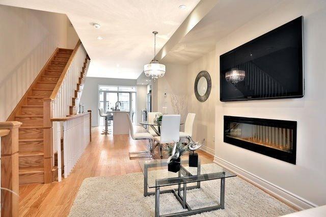 B - 1024 Islington Ave, Townhouse with 3 bedrooms, 3 bathrooms and 1 parking in Toronto ON | Image 5