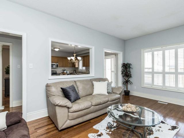 15 Newark Way, House detached with 4 bedrooms, 5 bathrooms and 4 parking in Brampton ON | Image 3