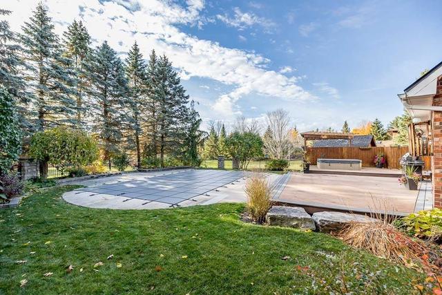 19 Martine Cres, House detached with 4 bedrooms, 3 bathrooms and 10 parking in Oro Medonte ON | Image 30