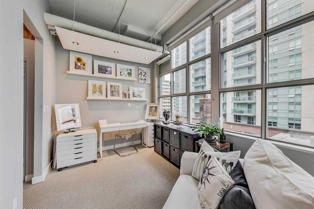 411 - 188 Eglinton Ave E, Condo with 2 bedrooms, 2 bathrooms and 0 parking in Toronto ON | Image 9