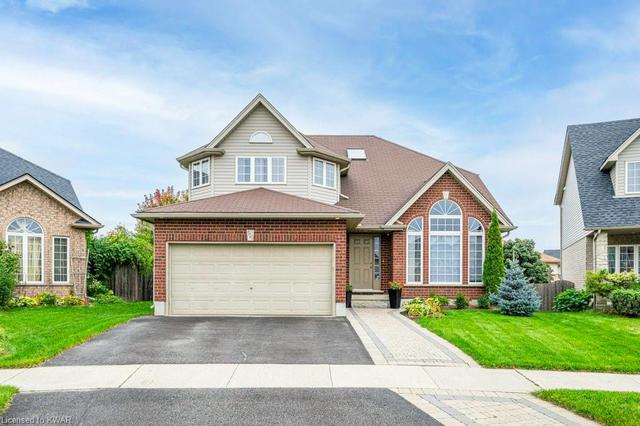 520 Pine Hollow Court, House detached with 5 bedrooms, 3 bathrooms and 5 parking in Kitchener ON | Image 2