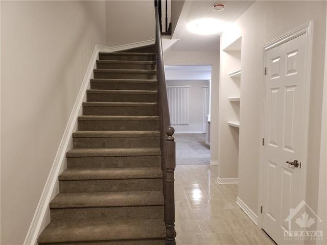 825 Brittanic Road, Townhouse with 3 bedrooms, 3 bathrooms and 2 parking in Ottawa ON | Image 2
