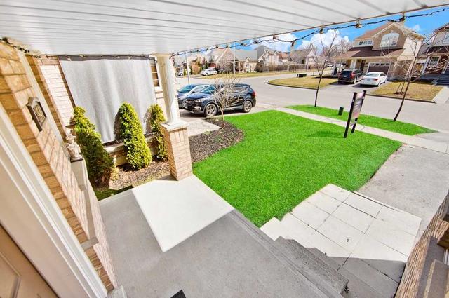 544 Luple Ave, House detached with 3 bedrooms, 3 bathrooms and 3 parking in Oshawa ON | Image 11