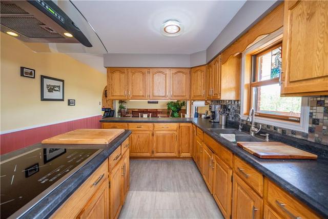 17895 60 Highway, House detached with 3 bedrooms, 2 bathrooms and 10 parking in Madawaska Valley ON | Image 16