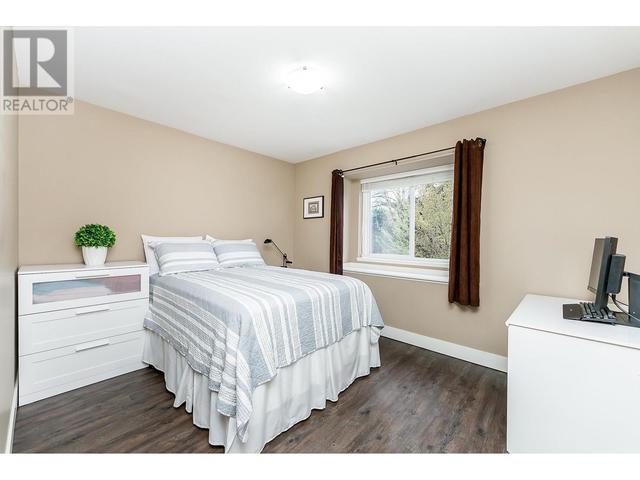 11632 Harris Road, House detached with 5 bedrooms, 4 bathrooms and 6 parking in Pitt Meadows BC | Image 19