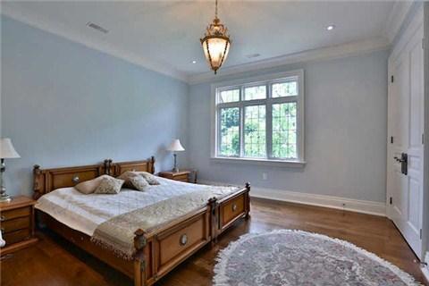 165 Dinnick Cres, House detached with 4 bedrooms, 6 bathrooms and 6 parking in Toronto ON | Image 15