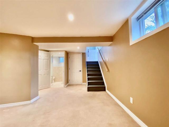 1022 West Ave, House detached with 2 bedrooms, 2 bathrooms and 4 parking in Mississauga ON | Image 13
