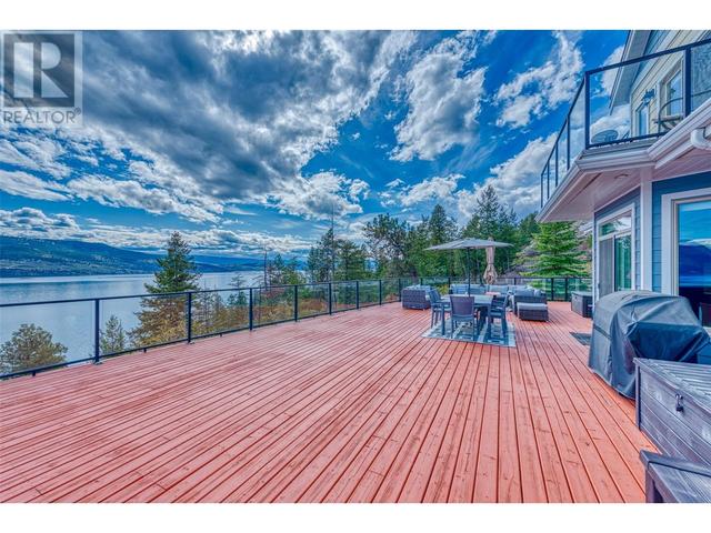 1 - 6919 Barcelona Drive, House detached with 3 bedrooms, 2 bathrooms and 3 parking in Central Okanagan West BC | Image 35