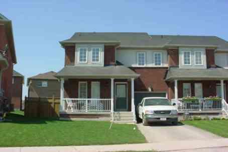13 Pauline Cres, House detached with 3 bedrooms, 3 bathrooms and 3 parking in Brampton ON | Image 1