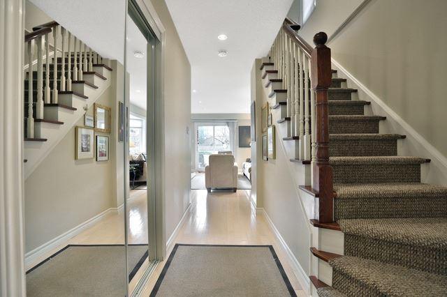 6 - 2411 Sovereign St, Townhouse with 2 bedrooms, 2 bathrooms and 1 parking in Oakville ON | Image 4