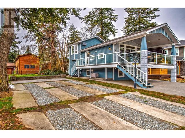 28 Lakeshore Drive, House detached with 3 bedrooms, 2 bathrooms and 4 parking in Vernon BC | Image 3