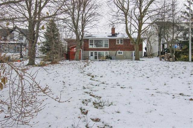 771 River Rd S, House detached with 3 bedrooms, 2 bathrooms and 3 parking in Peterborough ON | Image 5