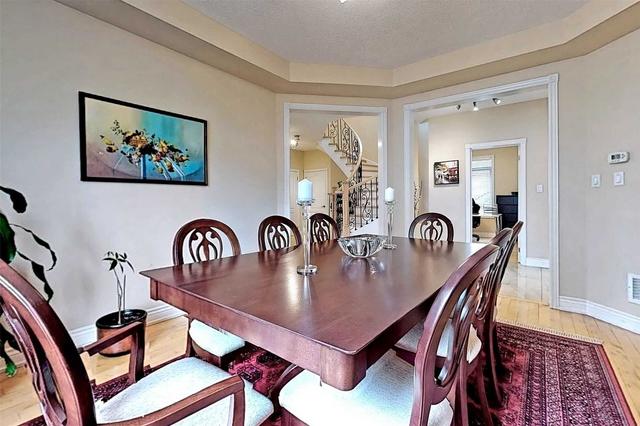 69 Wolf Trail Cres, House detached with 5 bedrooms, 5 bathrooms and 6 parking in Richmond Hill ON | Image 32