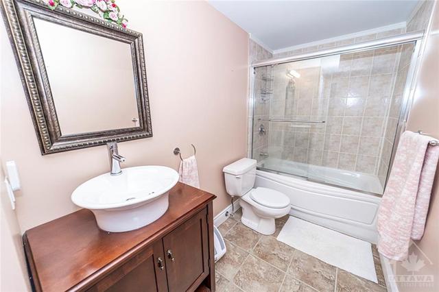 34 Franklin Cathcart Crescent, House detached with 4 bedrooms, 5 bathrooms and 6 parking in Ottawa ON | Image 25