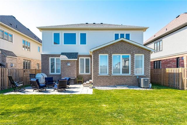 13 Sunset Way, House detached with 4 bedrooms, 2 bathrooms and 4 parking in Thorold ON | Image 48