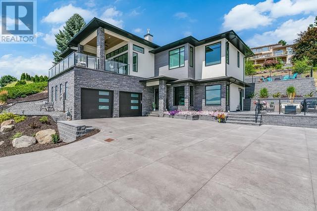 1296 Menu Road, House detached with 4 bedrooms, 3 bathrooms and 8 parking in West Kelowna BC | Image 1