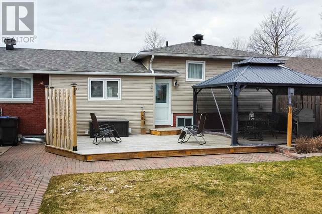 48 Princess Cres, House detached with 4 bedrooms, 2 bathrooms and null parking in Sault Ste. Marie ON | Image 45