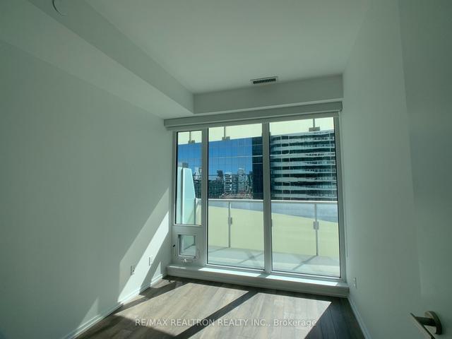 1906 - 197 Yonge St, Condo with 1 bedrooms, 1 bathrooms and 0 parking in Toronto ON | Image 21