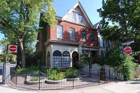 78 Amelia St, House semidetached with 2 bedrooms, 4 bathrooms and 1 parking in Toronto ON | Image 1
