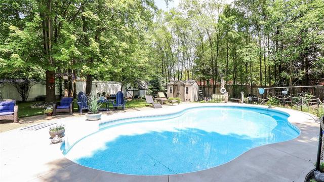 2293 Somers Blvd, House detached with 3 bedrooms, 2 bathrooms and 4 parking in Innisfil ON | Image 3