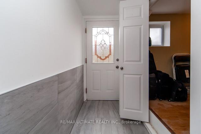 168 Harvie Ave, House detached with 3 bedrooms, 2 bathrooms and 2 parking in Toronto ON | Image 30
