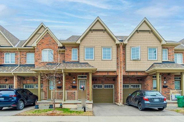39 Utopia Way, House attached with 3 bedrooms, 2 bathrooms and 2 parking in Brampton ON | Card Image