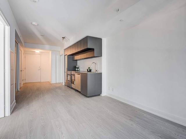 1002 - 181 Dundas St E, Condo with 1 bedrooms, 1 bathrooms and 0 parking in Toronto ON | Image 4
