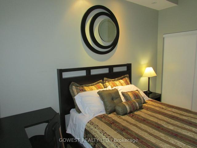 310 - 410 Queens Quay W, Condo with 2 bedrooms, 1 bathrooms and 0 parking in Toronto ON | Image 5