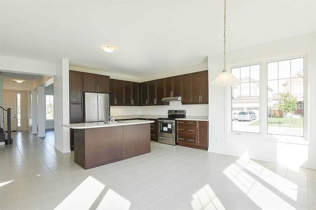 6244 St Michael Ave, House detached with 4 bedrooms, 3 bathrooms and 6 parking in Niagara Falls ON | Image 7