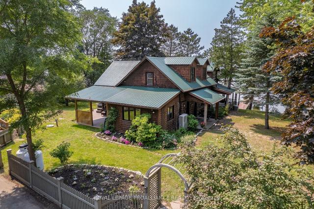 1910 County Road 12, House detached with 4 bedrooms, 2 bathrooms and 11 parking in Prince Edward County ON | Image 2