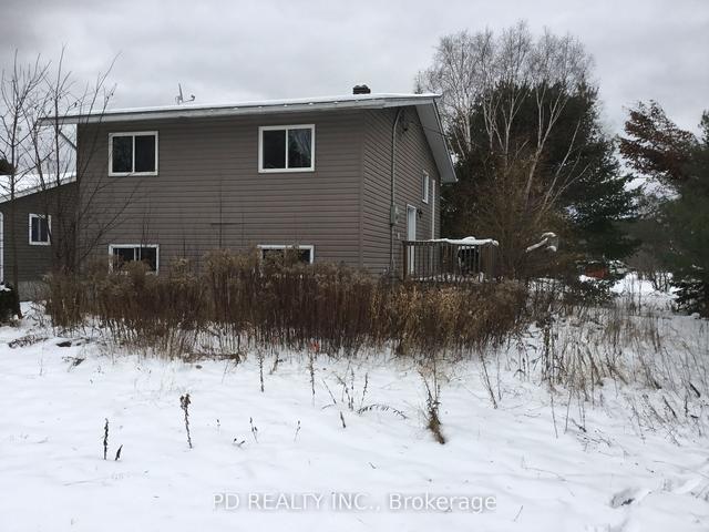 21 Riverview Dr, House detached with 2 bedrooms, 2 bathrooms and 4 parking in Huron Shores ON | Image 30