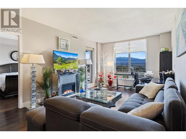 1203 - 2040 Springfield Road S, Condo with 2 bedrooms, 2 bathrooms and 2 parking in Kelowna BC | Image 3
