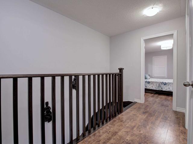 42 Soccavo Cres, Townhouse with 4 bedrooms, 4 bathrooms and 2 parking in Brampton ON | Image 17