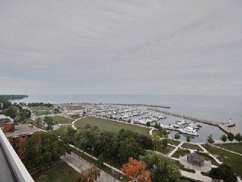 425 - 11 Bronte Rd, Condo with 1 bedrooms, 2 bathrooms and 1 parking in Oakville ON | Image 9