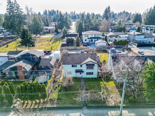 13076 64 Avenue, House detached with 5 bedrooms, 5 bathrooms and 9 parking in Surrey BC | Image 19