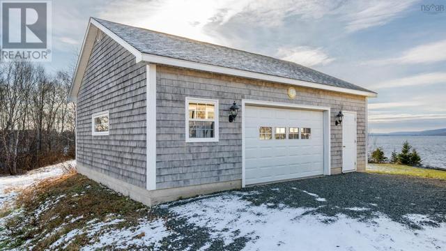 230 223 Highway, House detached with 3 bedrooms, 2 bathrooms and null parking in Victoria, Subd. B NS | Image 44