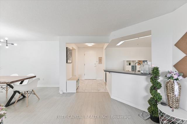 1002 - 228 Bonis Ave, Condo with 2 bedrooms, 2 bathrooms and 1 parking in Toronto ON | Image 2