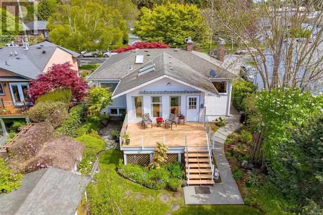 344 Stannard Ave, House detached with 3 bedrooms, 2 bathrooms and 1 parking in Victoria BC | Image 64